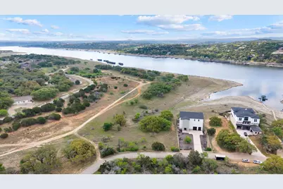 21307 Cardinal Avenue, Lago Vista, TX 78645 - Photo 5