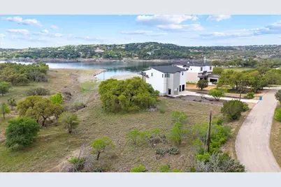 21307 Cardinal Avenue, Lago Vista, TX 78645 - Photo 21