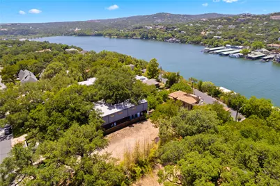 2202 Matthews Drive, Austin, TX 78703 - Photo 3