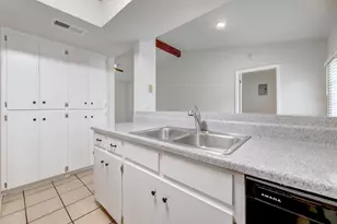 2008 Old W Pl, Round Rock, TX 78681 - Photo 13