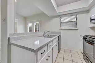 2008 Old W Pl, Round Rock, TX 78681 - Photo 11