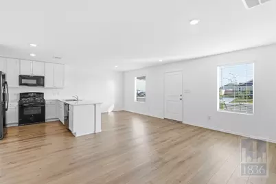 2213 Cyclone Drive, Lockhart, TX 78644 - Photo 5