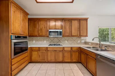 20712 Kearney Hill Road, Pflugerville, TX 78660 - Photo 9