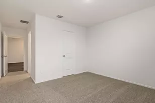 663 Ebbsfleet Dr, Uhland, TX 78640 - Photo 19