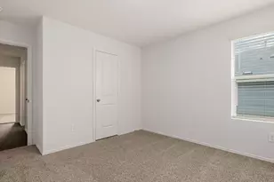 663 Ebbsfleet Dr, Uhland, TX 78640 - Photo 21