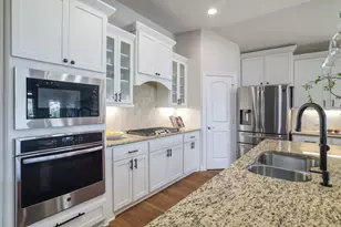 173 Santa Maria St, Georgetown, TX 78628 - Photo 17