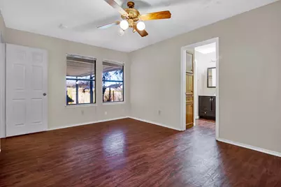 1101 Cresswell Drive, Pflugerville, TX 78660 - Photo 11