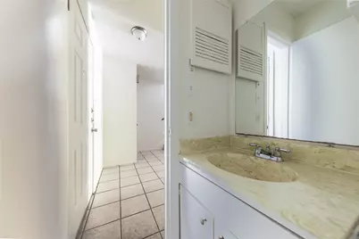 7200 Creekside Drive #C, Austin, TX 78752 - Photo 7
