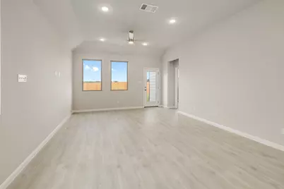 444 Lucky Avenue, Elgin, TX 78621 - Photo 17