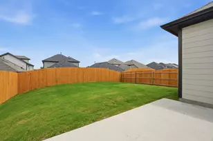 444 Lucky Ave, Elgin, TX 78621 - Photo 27