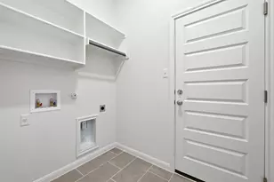 444 Lucky Ave, Elgin, TX 78621 - Photo 25