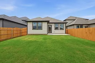 444 Lucky Ave, Elgin, TX 78621 - Photo 29