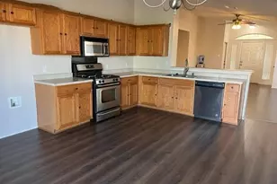 14921 Lipton Ln, Pflugerville, TX 78660 - Photo 3