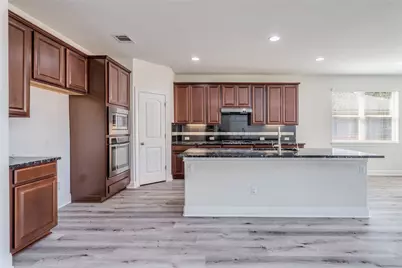 5728 Siragusa Drive, Austin, TX 78738 - Photo 7