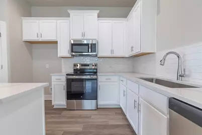 857 Cypress Lane, Horseshoe Bay, TX 78657 - Photo 7