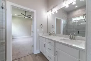 857 Cypress Ln, Horseshoe Bay, TX 78657 - Photo 11