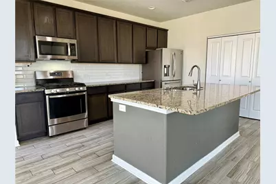 1293 Nevarez, Kyle, TX 78640 - Photo 5