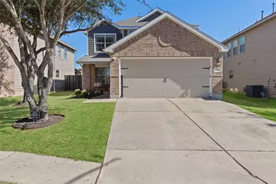 7400 S Glenn Street, Austin, TX 78744 - Photo 1