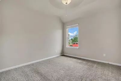 701 Sweet Gum, Kyle, TX 78640 - Photo 5