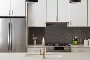 2300 Enfield Rd, Austin, TX 78703 - Photo 9