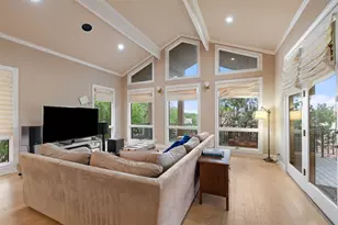 3 Crabapple Ct, The Hills, TX 78738 - Photo 7