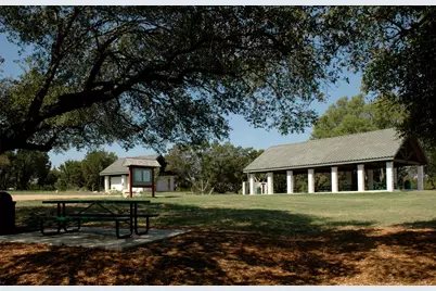 3 Crabapple Court, The Hills, TX 78738 - Photo 39