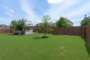 2013 Waterview Rd, Georgetown, TX 78628 - Photo 33
