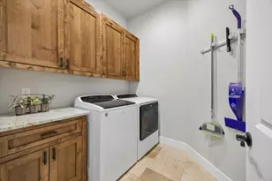 906 Canyon Oak Cir, Marble Falls, TX 78654 - Photo 21