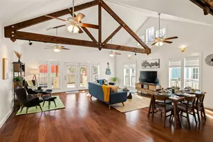 435 Hays St, Dripping Springs, TX 78620 - Photo 5