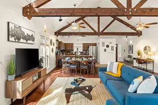 435 Hays St, Dripping Springs, TX 78620 - Photo 1