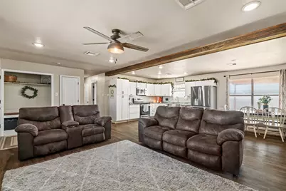 1611 Brazos Avenue, Rockdale, TX 76567 - Photo 7