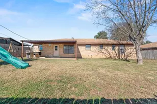 1611 Brazos Ave, Rockdale, TX 76567 - Photo 21