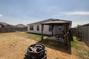 129 Maybelline Rd, Jarrell, TX 76537 - Photo 27