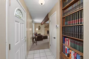12901 Sherbourne St, Austin, TX 78729 - Photo 3