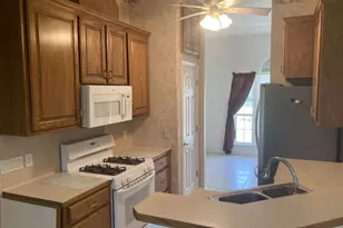 3013 Parker Dr, Georgetown, TX 78628 - Photo 11