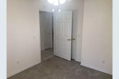 3013 Parker Drive, Georgetown, TX 78628 - Photo 19