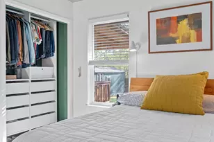 8801 Redfield Ln, Austin, TX 78758 - Photo 17