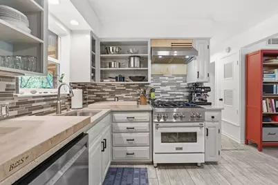 8801 Redfield Lane, Austin, TX 78758 - Photo 13