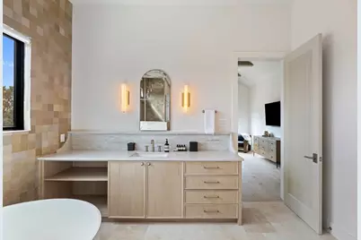 250 Hawthorne Lane, Spicewood, TX 78669 - Photo 17