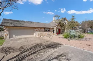 1106 San Augustine Dr, Austin, TX 78733 - Photo 3