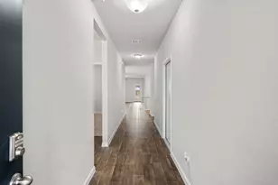 453 Apache Plum Dr, Kyle, TX 78640 - Photo 3