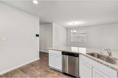 453 Apache Plum Drive, Kyle, TX 78640 - Photo 7