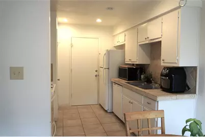4904 Smokey Valley #B, Austin, TX 78731 - Photo 9