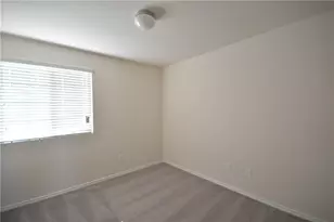324 Circle Wy, Jarrell, TX 76537 - Photo 17