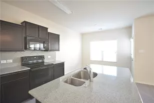 324 Circle Wy, Jarrell, TX 76537 - Photo 5