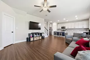 142 Dome Peak Terrace, Dripping Springs, TX 78620 - Photo 13