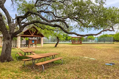 313 Kendall Road, Spicewood, TX 78669 - Photo 31