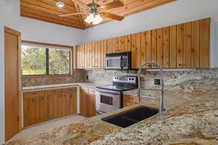 313 Kendall Rd, Spicewood, TX 78669 - Photo 7