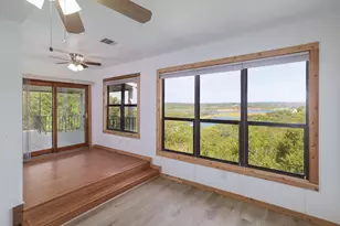 313 Kendall Rd, Spicewood, TX 78669 - Photo 11