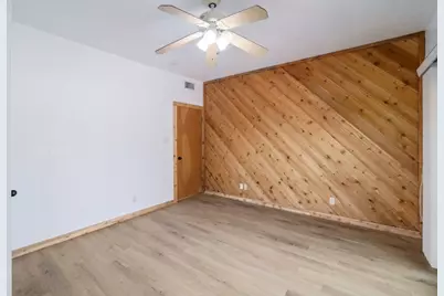 313 Kendall Road, Spicewood, TX 78669 - Photo 17